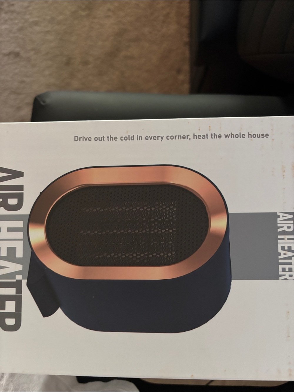 AIR HEATER 1200W in Black and Gold - Compact Ceramic Space Heater - Picture 4 of 5